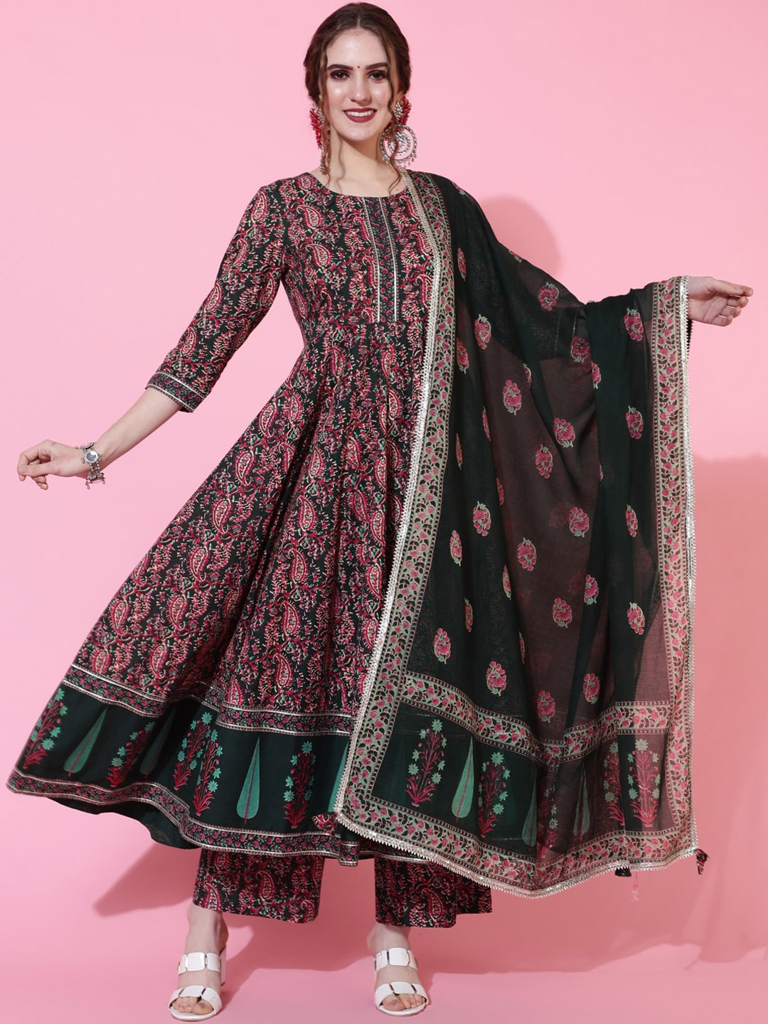GULMOHAR JAIPUR Paisley Printed Empire Pure Cotton Kurta with Palazzos & Dupatta, Green
GULMOHAR JAIPUR Paisley Printed Empire Pure Cotton Kurta with Palazzos & Dupatta, Green