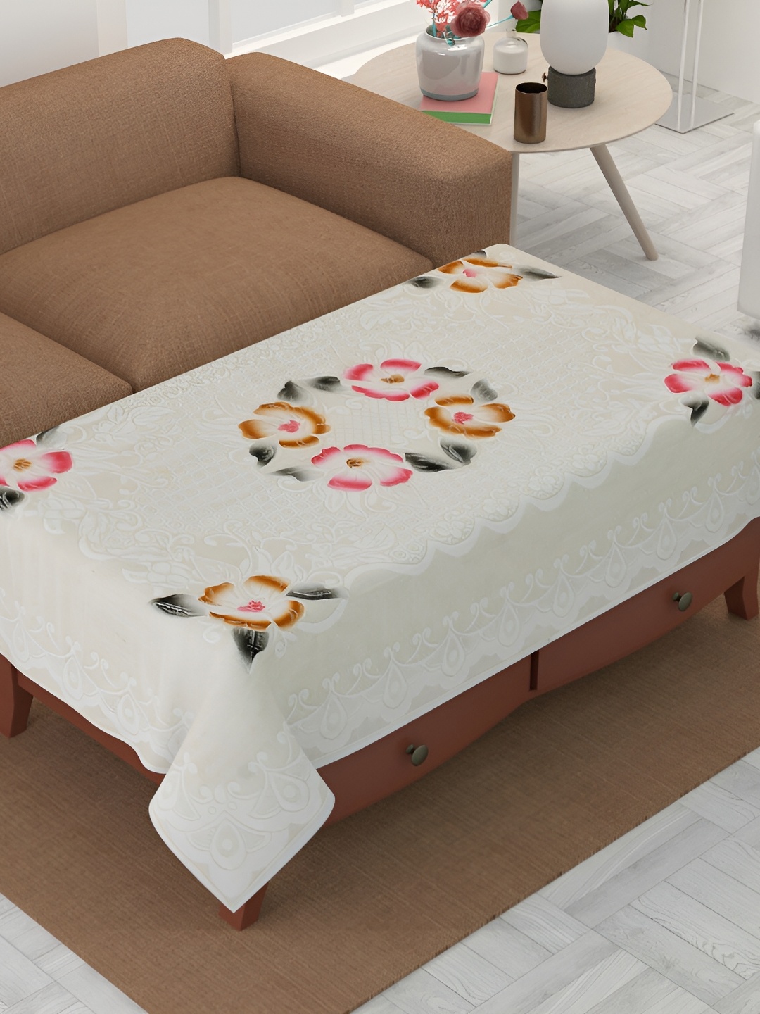 BIGGER FISH Beige and Green 4-Seater Table Cover