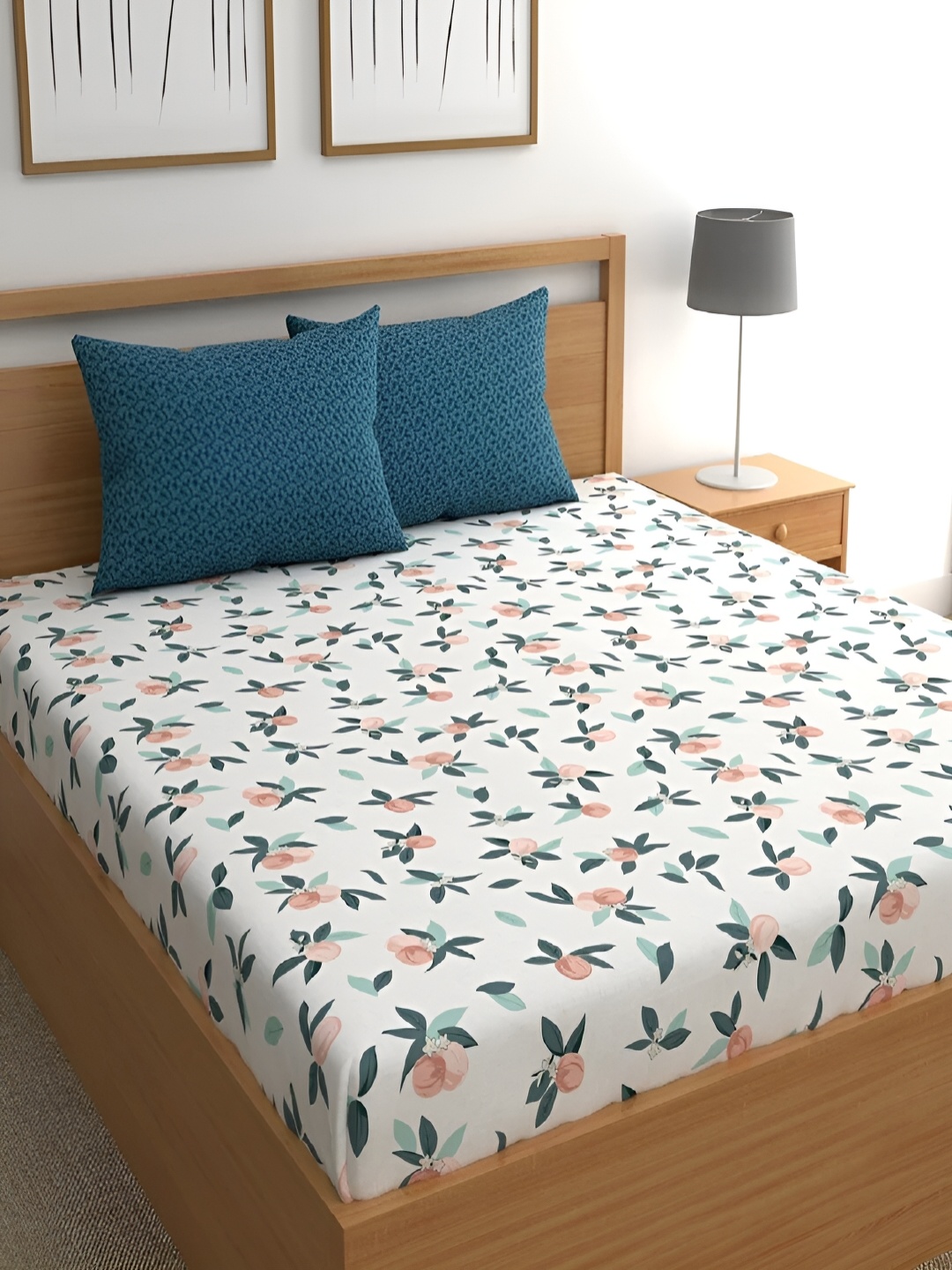 Srijee Decors White & Blue Floral 210 TC Fitted King Bedsheet With 2 Pillow Covers
Srijee Decors White & Blue Floral 210 TC Fitted King Bedsheet With 2 Pillow Covers