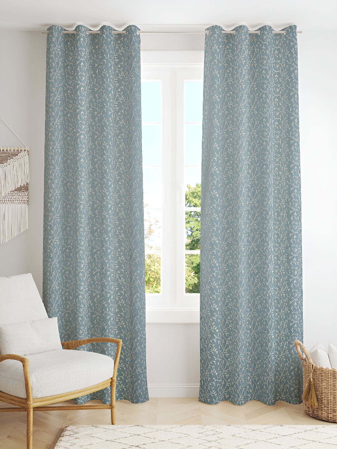 Kraftiq Homes Bristol Blue & White 2 Pieces Embroidered Room Darkening Long Door Curtains
Kraftiq Homes Bristol Blue & White 2 Pieces Embroidered Room Darkening Long Door Curtains
