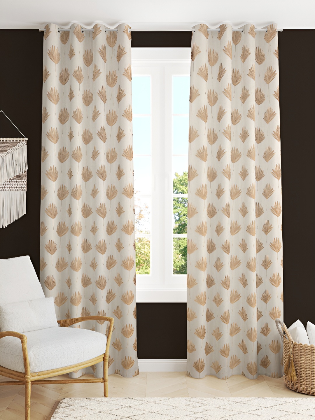 Kraftiq Homes Gold-Toned & White 2 Pieces Floral Velvet Room Darkening Window Curtains
Kraftiq Homes Gold-Toned & White 2 Pieces Floral Velvet Room Darkening Window Curtains