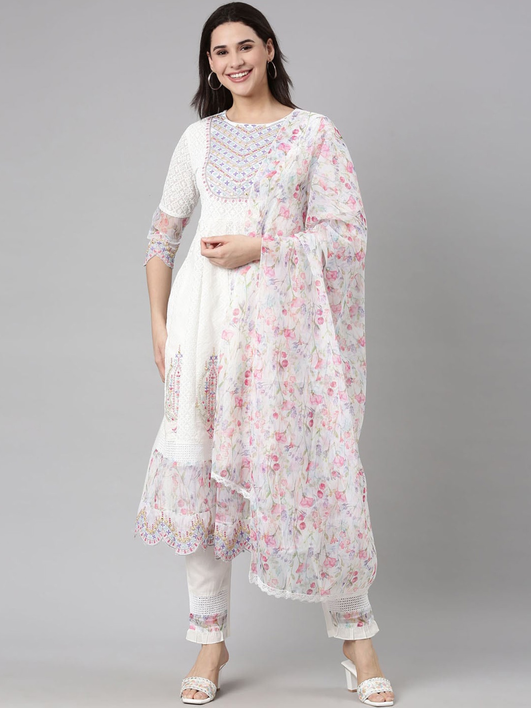 Neerus Floral Embroidered Thread Work Pure Cotton Kurta with Trousers & With Dupatta, White
Neerus Floral Embroidered Thread Work Pure Cotton Kurta with Trousers & With Dupatta, White