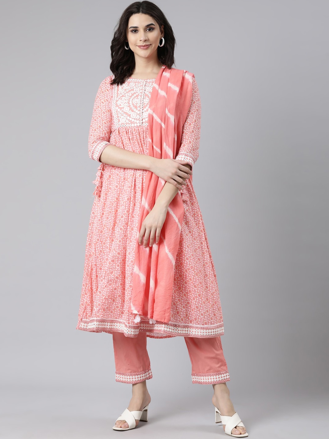 Neerus Floral Embroidered Regular Thread Work Anarkali Kurta With Trousers & Dupatta, Coral
Neerus Floral Embroidered Regular Thread Work Anarkali Kurta With Trousers & Dupatta, Coral