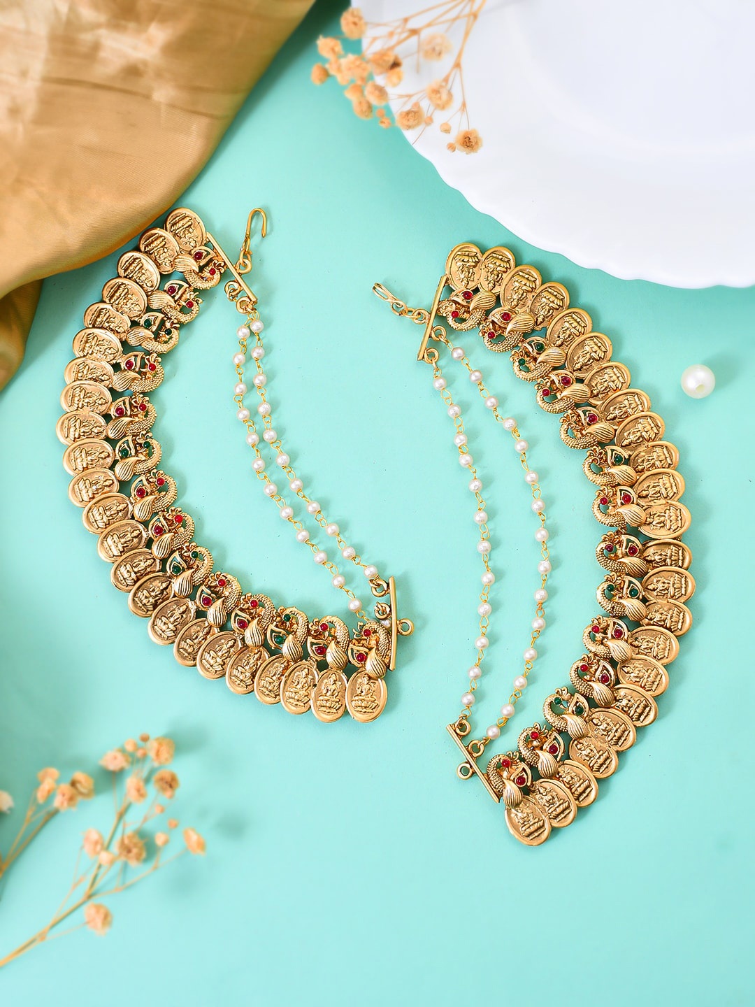 Silvermerc Designs Gold Plated Cubic Zirconia Studded And Beaded Matil Earring Chain
Silvermerc Designs Gold Plated Cubic Zirconia Studded And Beaded Matil Earring Chain