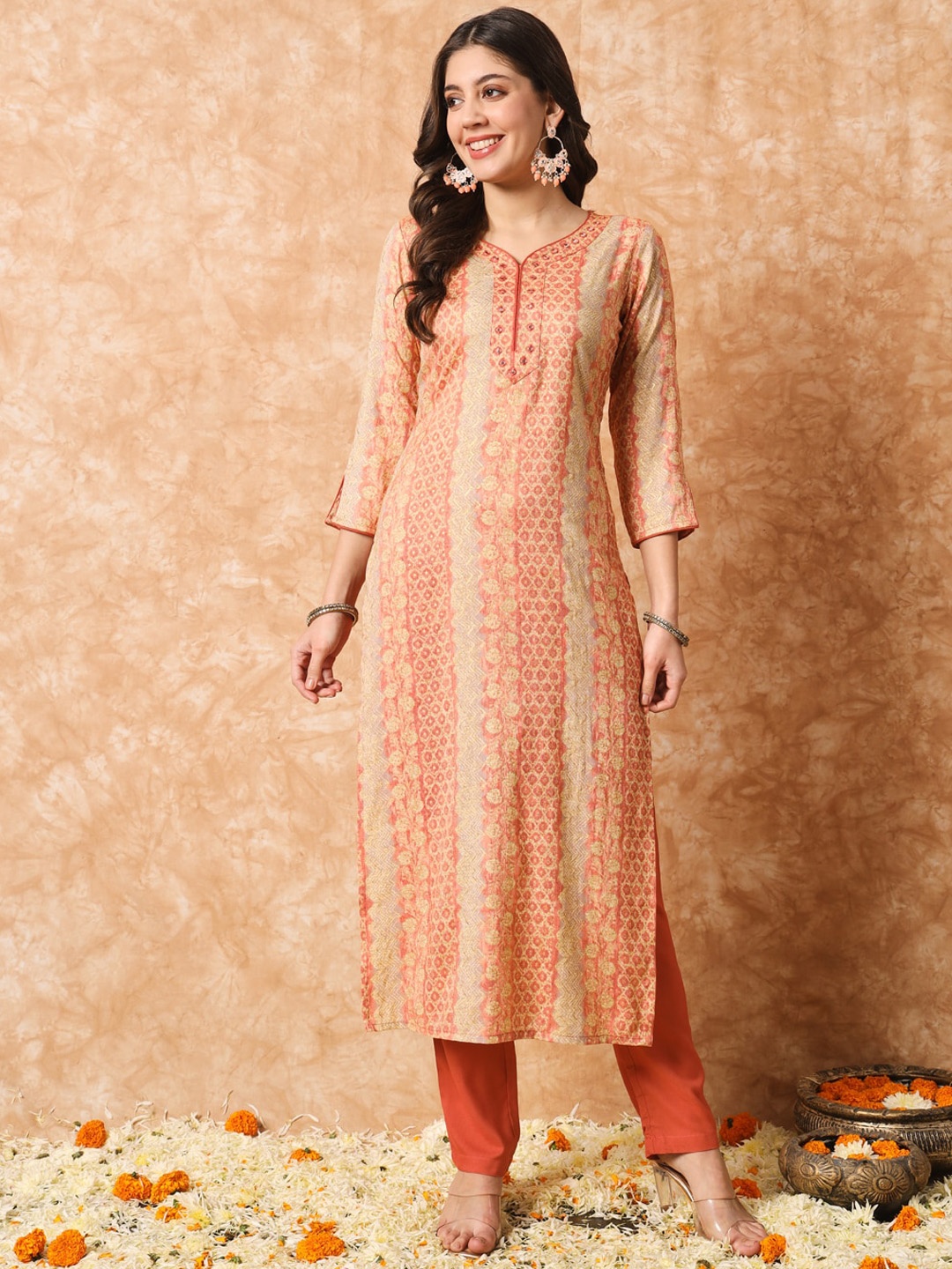Meeranshi Women Ethnic Motifs Printed Regular Mirror Work Kurta with Trousers, Coral
Meeranshi Women Ethnic Motifs Printed Regular Mirror Work Kurta with Trousers, Coral