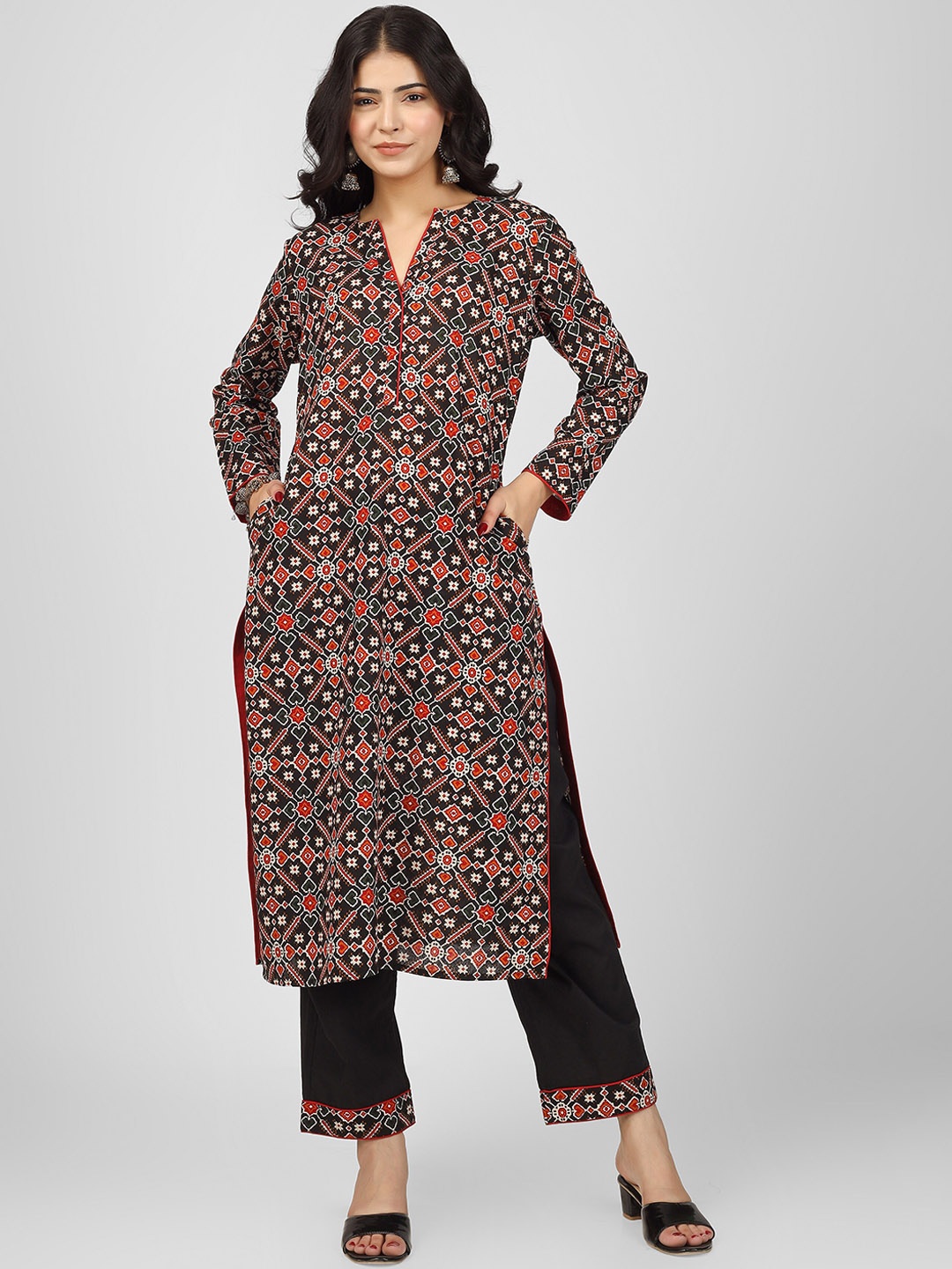 HUE & HIDE Notch Neck Ethnic Motifs Printed Regular Pure Cotton Kurta with Trousers, Red
HUE & HIDE Notch Neck Ethnic Motifs Printed Regular Pure Cotton Kurta with Trousers, Red