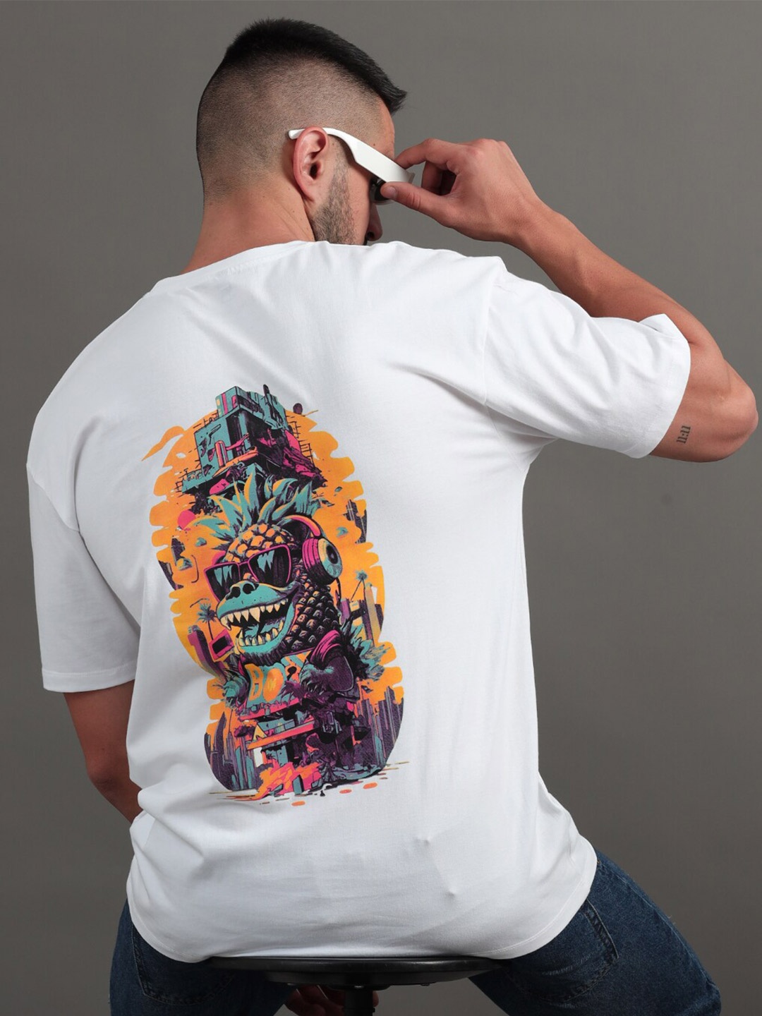 PAUL STREET Graphic Printed Drop-Shoulder Sleeves Pure Cotton Oversized T-shirt, White
PAUL STREET Graphic Printed Drop-Shoulder Sleeves Pure Cotton Oversized T-shirt, White