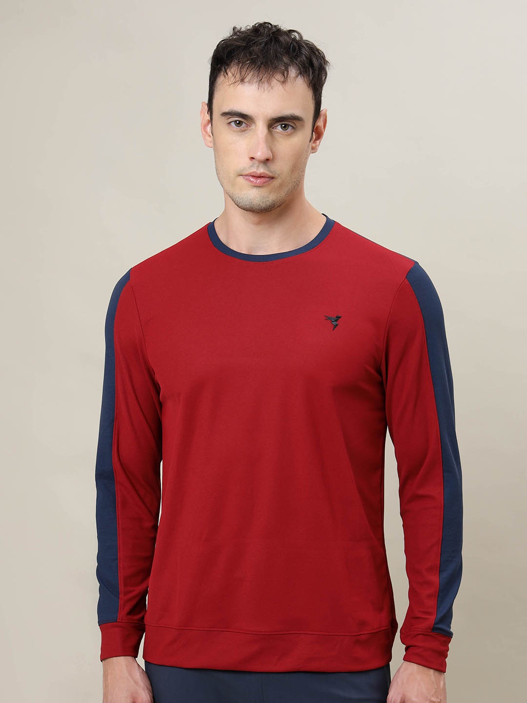 Technosport SS'24 Colourblocked Round Neck Long Sleeves Antimicrobial Slim Fit T-shirt, Red
Technosport SS'24 Colourblocked Round Neck Long Sleeves Antimicrobial Slim Fit T-shirt, Red