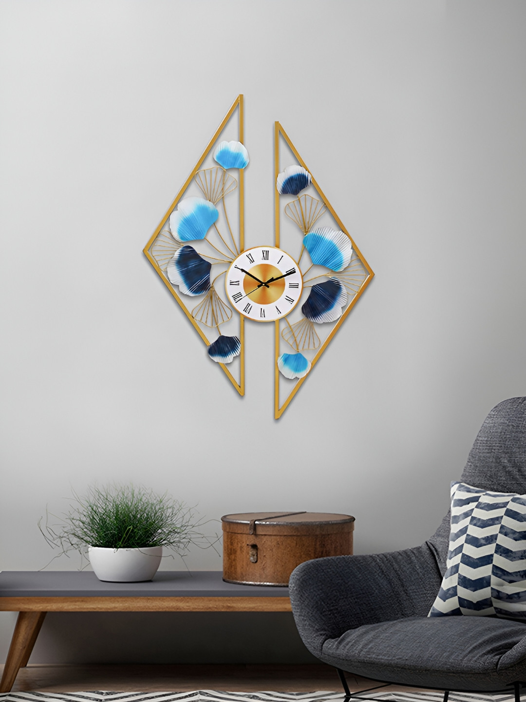 Craft Smith Gold Toned & Blue Embellished Abstract Shaped Contemporary Wall Clock
Craft Smith Gold Toned & Blue Embellished Abstract Shaped Contemporary Wall Clock
