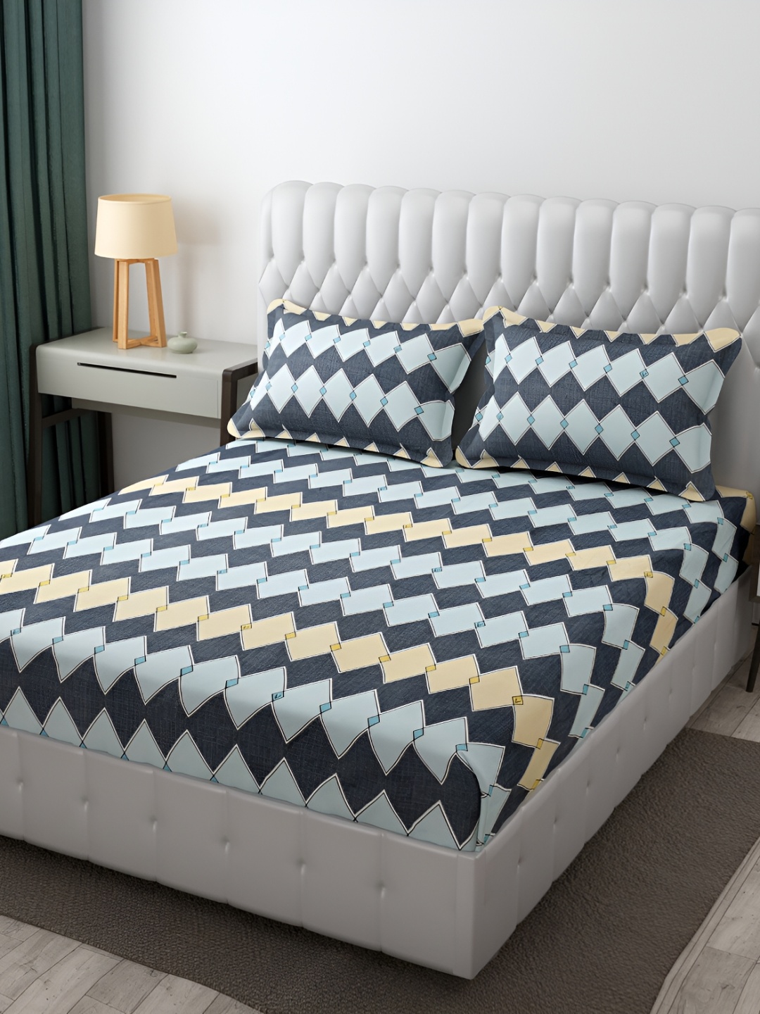 FINE TEX WORLD Brown Geometric 210 TC Microfiber Fitted King Bedsheet With 2 Pillow Covers
FINE TEX WORLD Brown Geometric 210 TC Microfiber Fitted King Bedsheet With 2 Pillow Covers