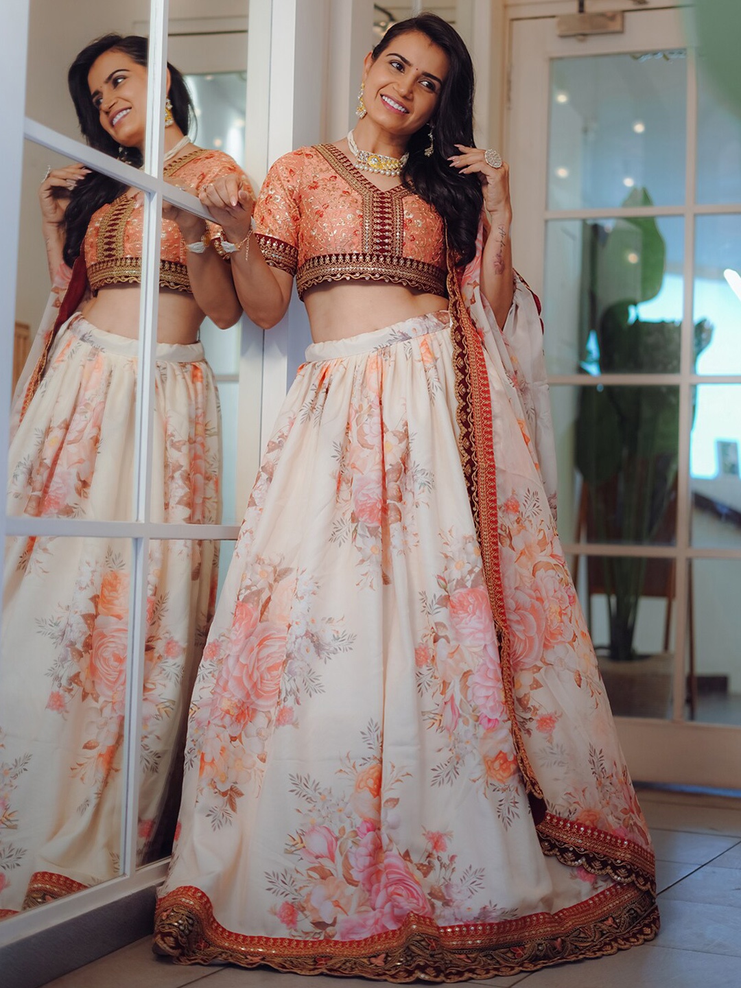 Zeel Clothing Embroidered Sequinned Semi-Stitched Lehenga & Unstitched Blouse With Dupatta, Beige
Zeel Clothing Embroidered Sequinned Semi-Stitched Lehenga & Unstitched Blouse With Dupatta, Beige