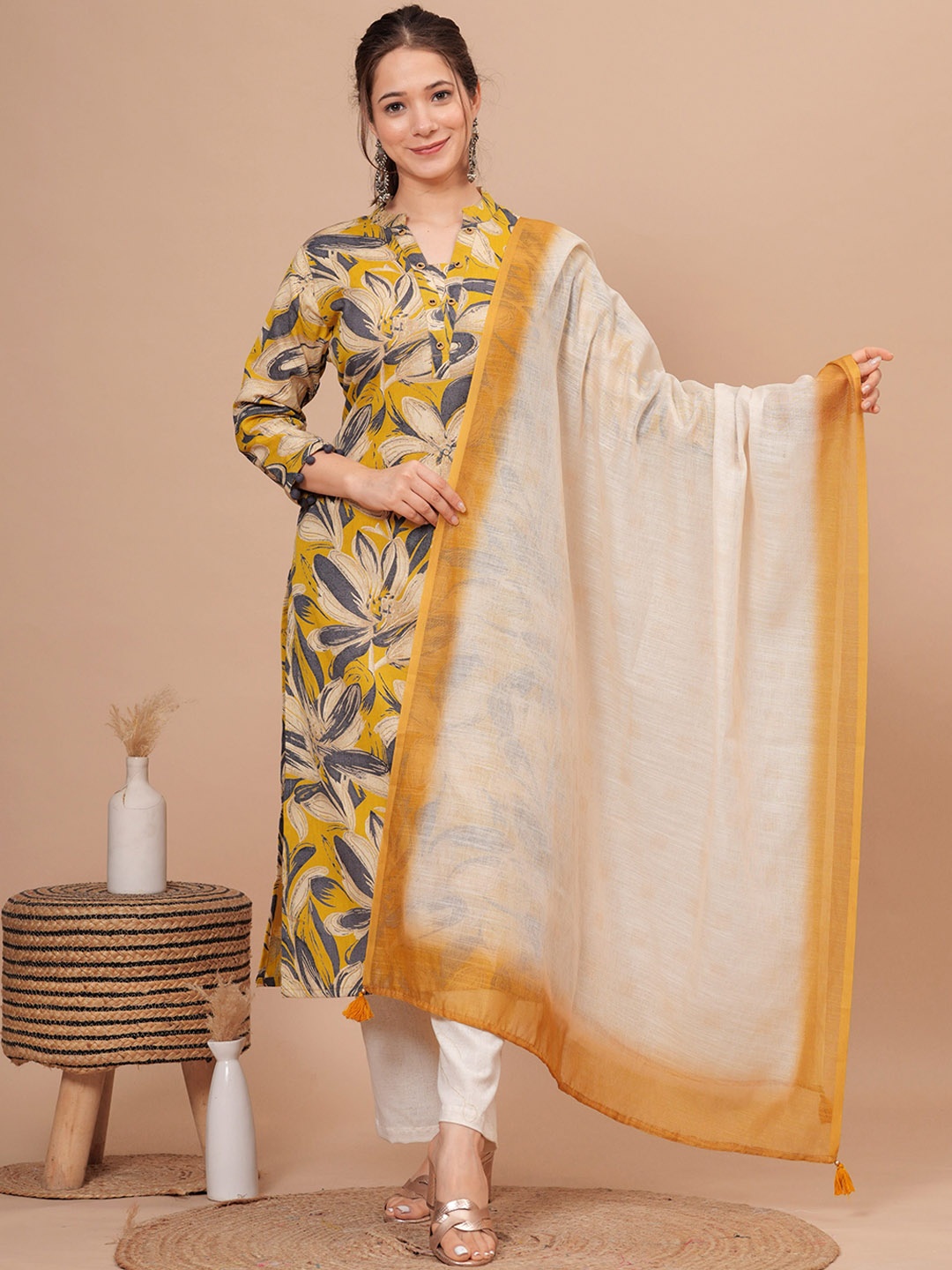 MissKurti Floral Printed Regular Thread Work Pure Cotton Kurta with Trousers & Dupatta, Mustard
MissKurti Floral Printed Regular Thread Work Pure Cotton Kurta with Trousers & Dupatta, Mustard