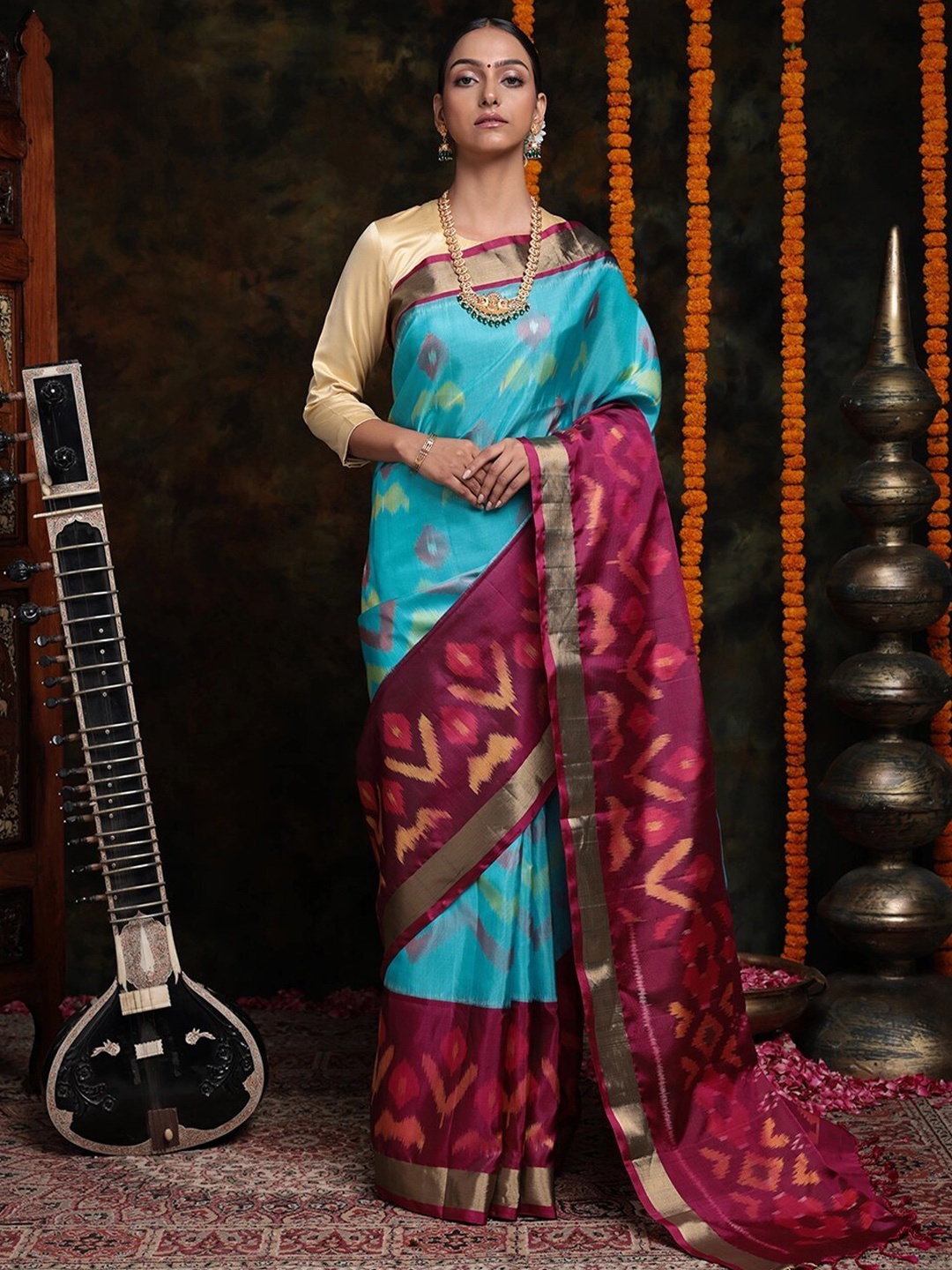 Sutra Art of Clothing Woven Design Zari Pure Silk Mulberry Pochamaplly Silk Saree, Burgundy
Sutra Art of Clothing Woven Design Zari Pure Silk Mulberry Pochamaplly Silk Saree, Burgundy