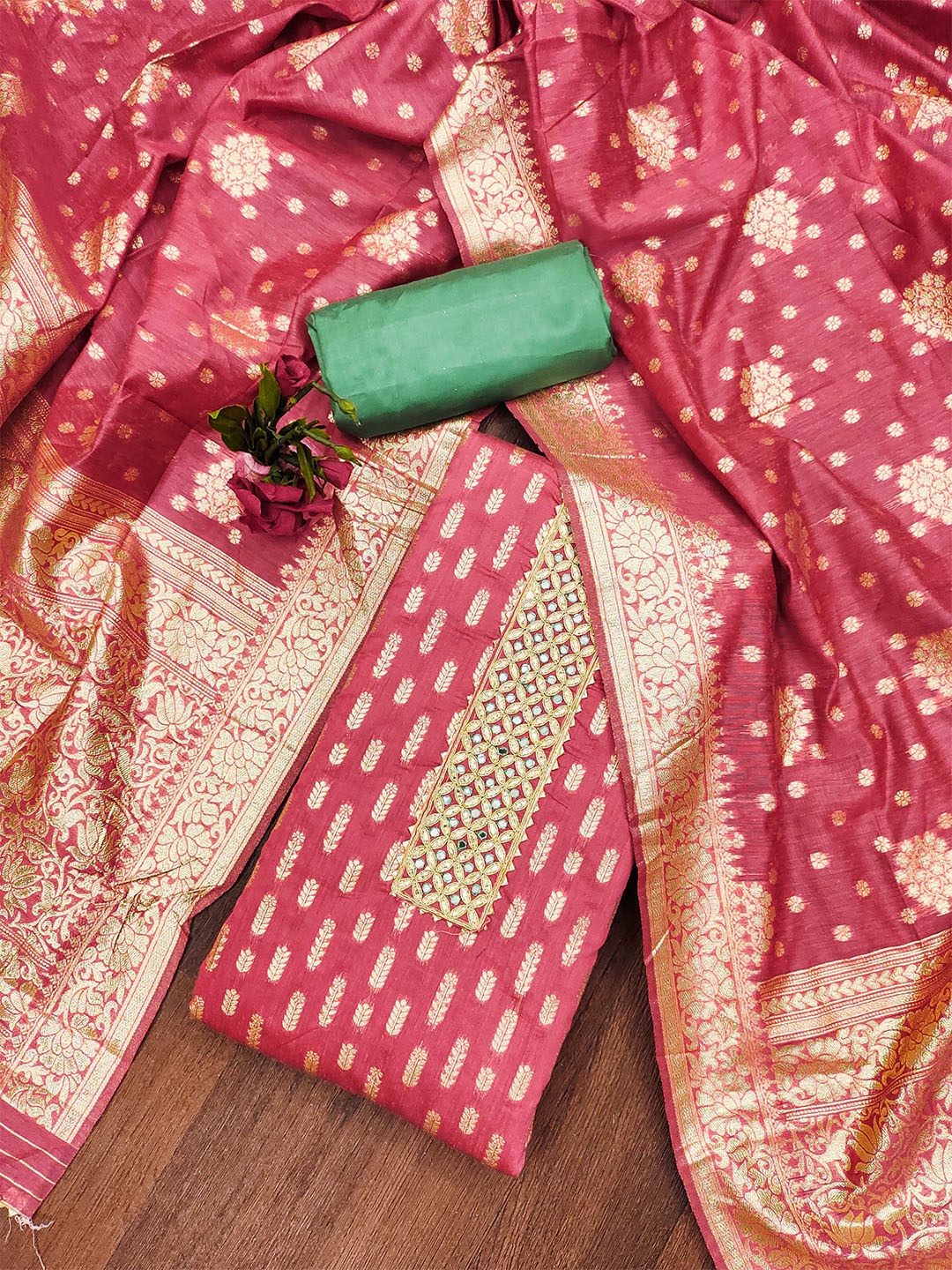 MANVAA Ethnic Motifs Woven Design Mirror Work Banarasi Jacquard Unstitched Dress Material, Pink
MANVAA Ethnic Motifs Woven Design Mirror Work Banarasi Jacquard Unstitched Dress Material, Pink