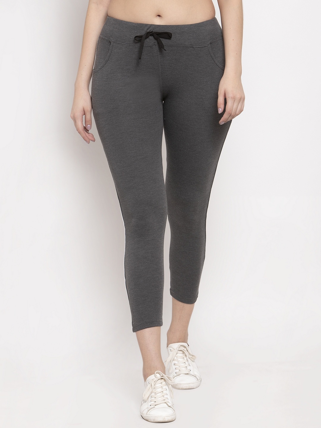 Miaz Lifestyle Women Side Striped Detail Pure Cotton Skinny-Fit Cropped Track Pants, Grey
Miaz Lifestyle Women Side Striped Detail Pure Cotton Skinny-Fit Cropped Track Pants, Grey
