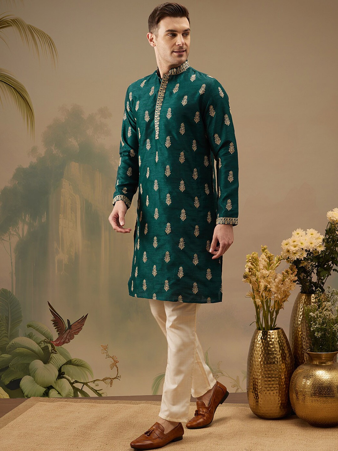 Molly & Michel Mandarin Collar Long Sleeves Ethnic Motifs Embroidered Kurta with Pyjama, Green
Molly & Michel Mandarin Collar Long Sleeves Ethnic Motifs Embroidered Kurta with Pyjama, Green