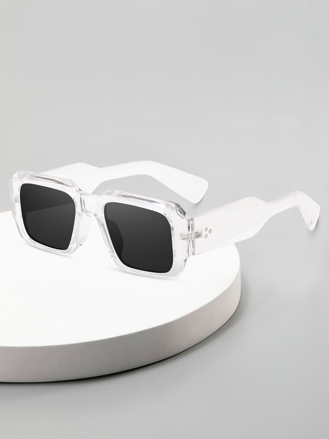 Peter Jones Eyewear Unisex Oversized Sunglasses With UV Protected Lens 3766TB, Black
Peter Jones Eyewear Unisex Oversized Sunglasses With UV Protected Lens 3766TB, Black