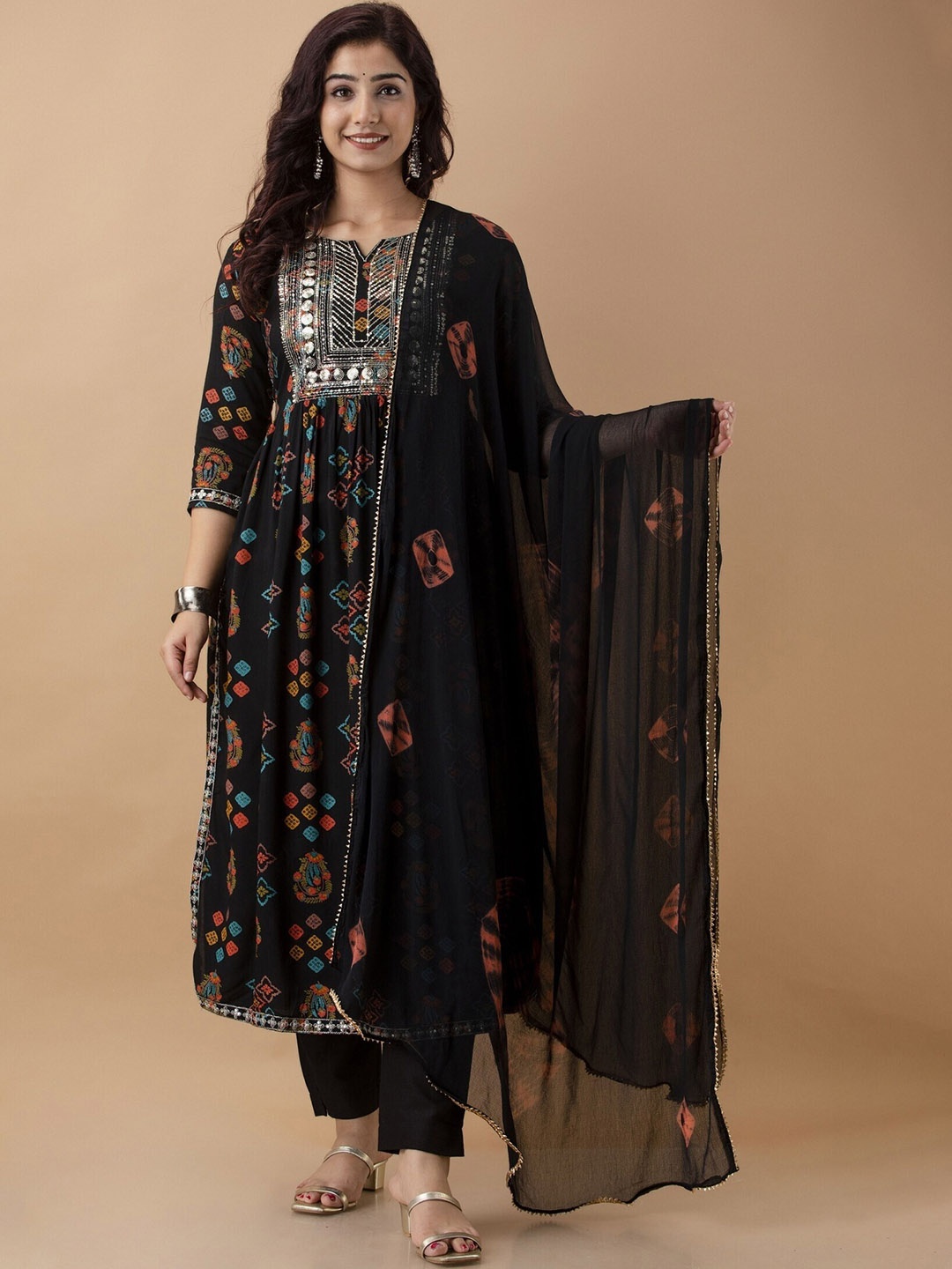 Mialo fashion Ethnic Motifs Yoke Design Regular Kurta with Trousers & Dupatta, Black
Mialo fashion Ethnic Motifs Yoke Design Regular Kurta with Trousers & Dupatta, Black