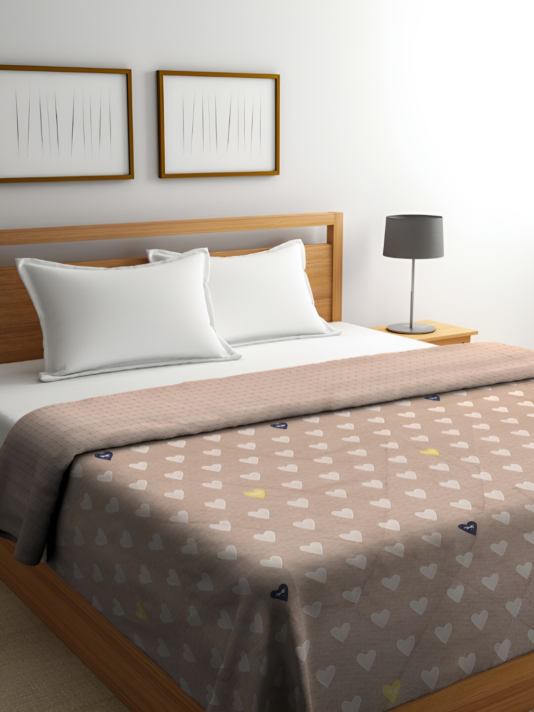 Miaz Lifestyle Brown Conversational 104 TC Cotton King Bedsheet Without Pillow Covers
Miaz Lifestyle Brown Conversational 104 TC Cotton King Bedsheet Without Pillow Covers