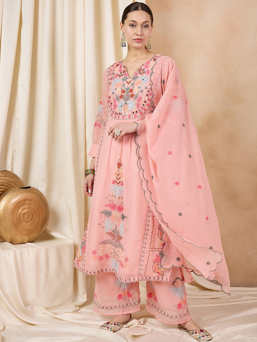 RAJGRANTH Ethnic Motifs Embroidered Regular Thread Work Kurta with Palazzos & With Dupatta, Peach
RAJGRANTH Ethnic Motifs Embroidered Regular Thread Work Kurta with Palazzos & With Dupatta, Peach