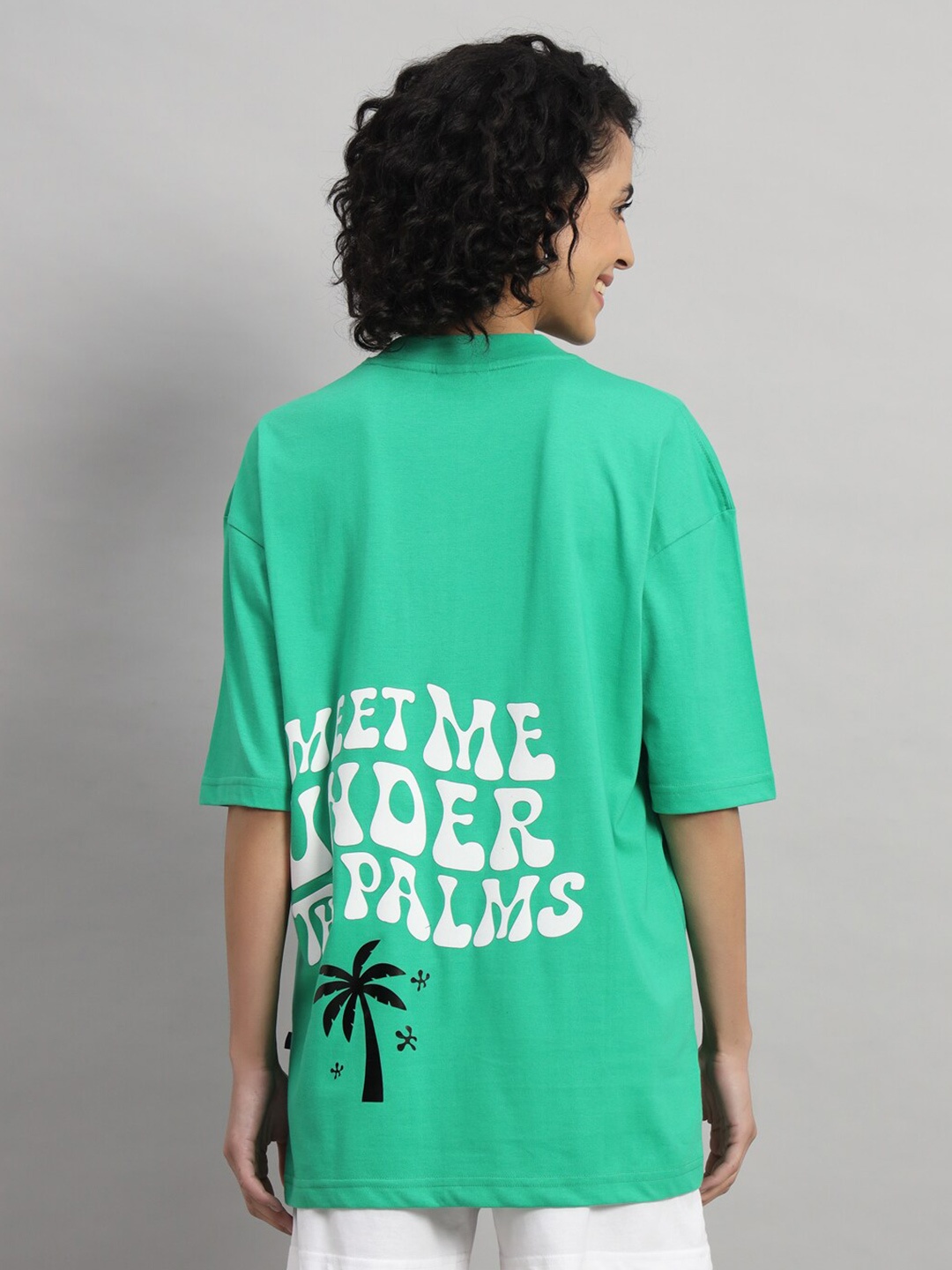GRIFFEL Typography Printed Round Neck Drop-Shoulder Sleeves Cotton Oversized T-shirt, Green
GRIFFEL Typography Printed Round Neck Drop-Shoulder Sleeves Cotton Oversized T-shirt, Green