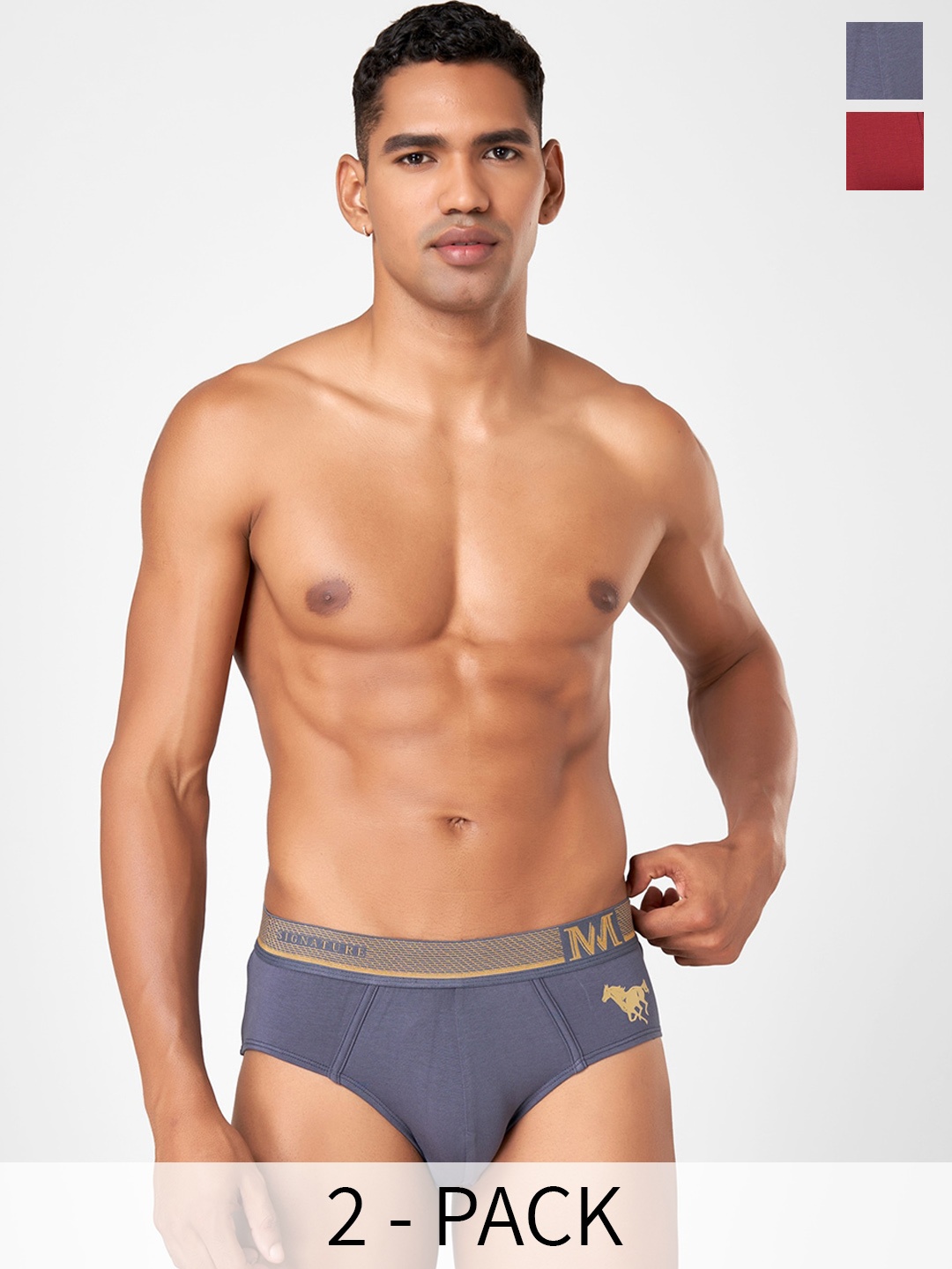 Macroman M-Series Signature Collection By Rohit Bal Pack of 2 Basic Briefs 8903978419152, Red
Macroman M-Series Signature Collection By Rohit Bal Pack of 2 Basic Briefs 8903978419152, Red