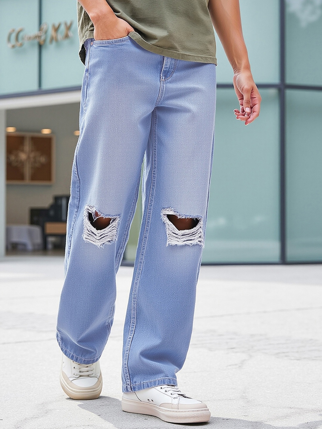 Bewakoof Men Straight Fit High-Rise Mildly Distressed Light Fade Cotton Jeans, Blue
Bewakoof Men Straight Fit High-Rise Mildly Distressed Light Fade Cotton Jeans, Blue