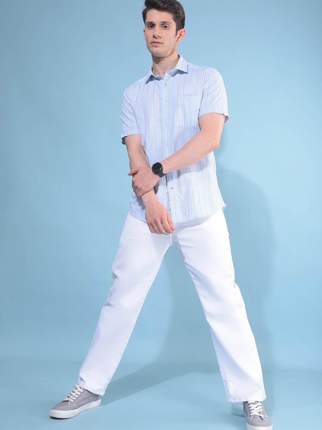Crimsoune Club Classic Grid Tattersall Checks Spread Collar Slim Fit Cotton Casual Shirt, Blue
Crimsoune Club Classic Grid Tattersall Checks Spread Collar Slim Fit Cotton Casual Shirt, Blue