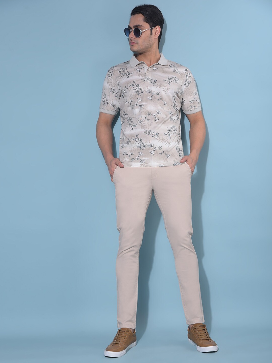 Crimsoune Club Floral Printed Polo Collar Short Sleeves Cotton Slim Fit T-shirt, Beige
Crimsoune Club Floral Printed Polo Collar Short Sleeves Cotton Slim Fit T-shirt, Beige