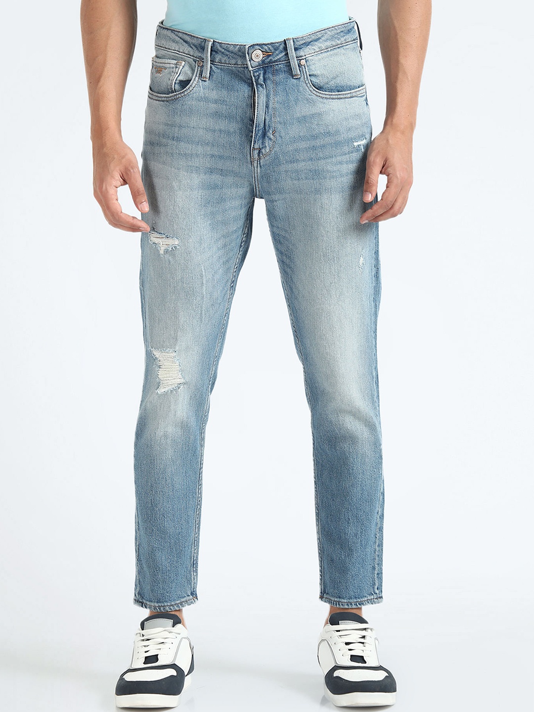 Flying Machine Men Tapered Fit High-Rise Mildly Distressed Heavy Fade Stretchable Jeans, Blue
Flying Machine Men Tapered Fit High-Rise Mildly Distressed Heavy Fade Stretchable Jeans, Blue