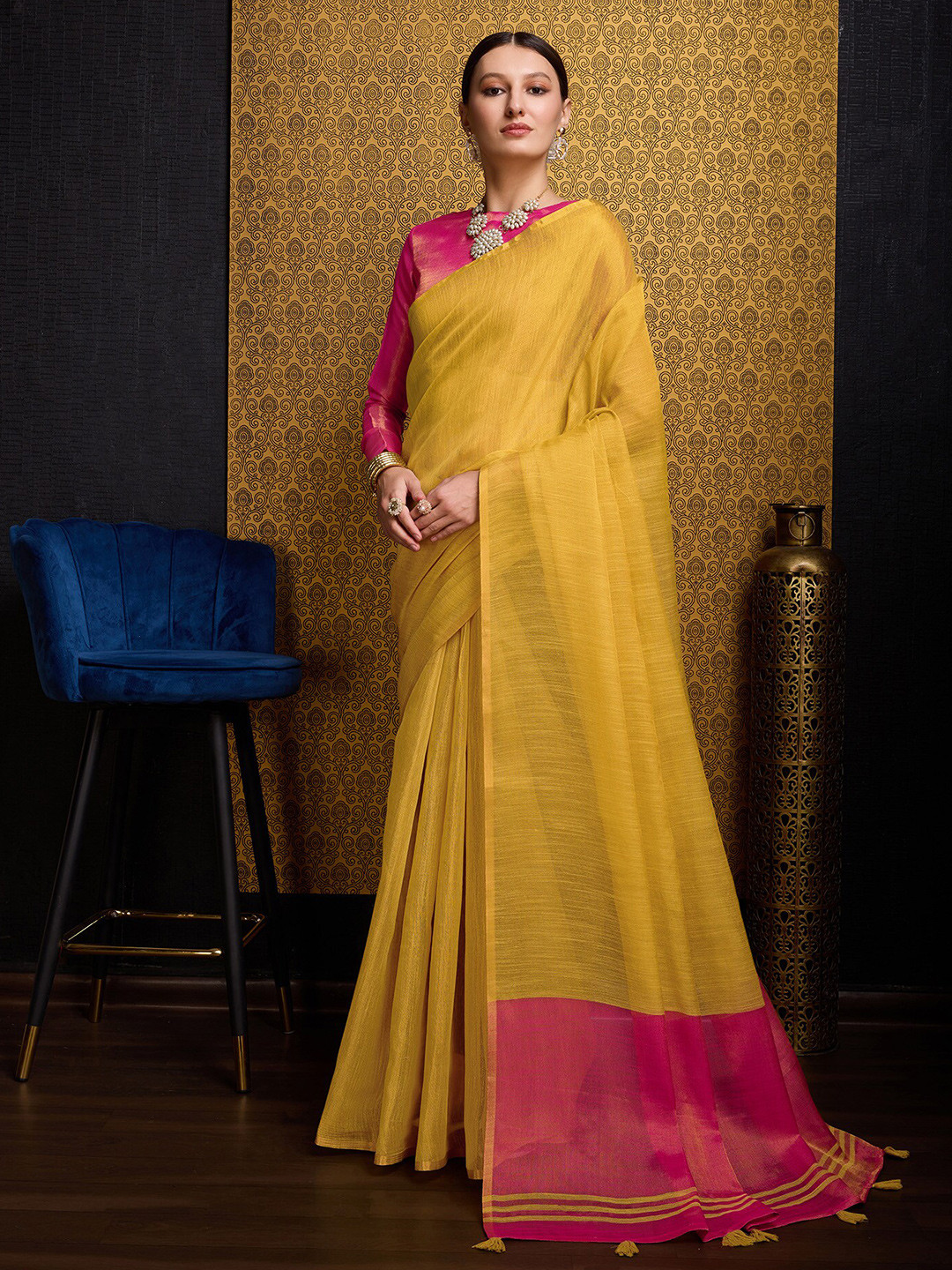 VASTRA-THE FACTORY STORE Woven Design Saree, Yellow
VASTRA-THE FACTORY STORE Woven Design Saree, Yellow
