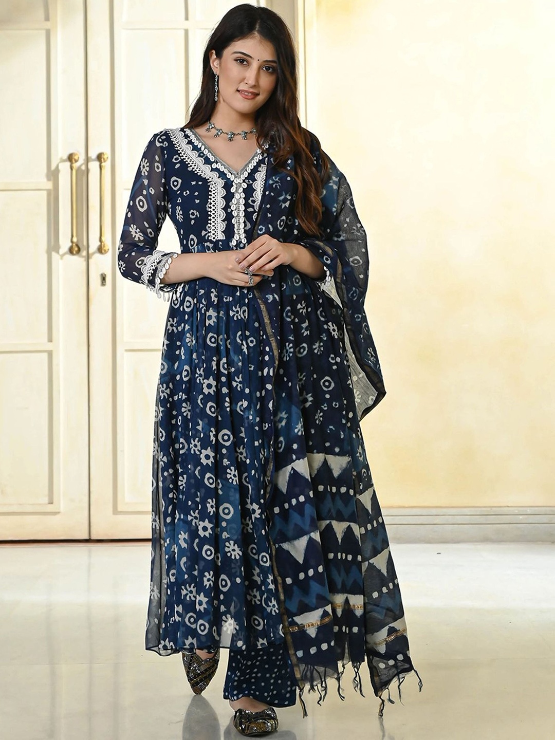 ORUVAN Ethnic Motif Printed Pure Cotton Pleated Anarkali Kurta & Trousers With Dupatta, Navy blue
ORUVAN Ethnic Motif Printed Pure Cotton Pleated Anarkali Kurta & Trousers With Dupatta, Navy blue