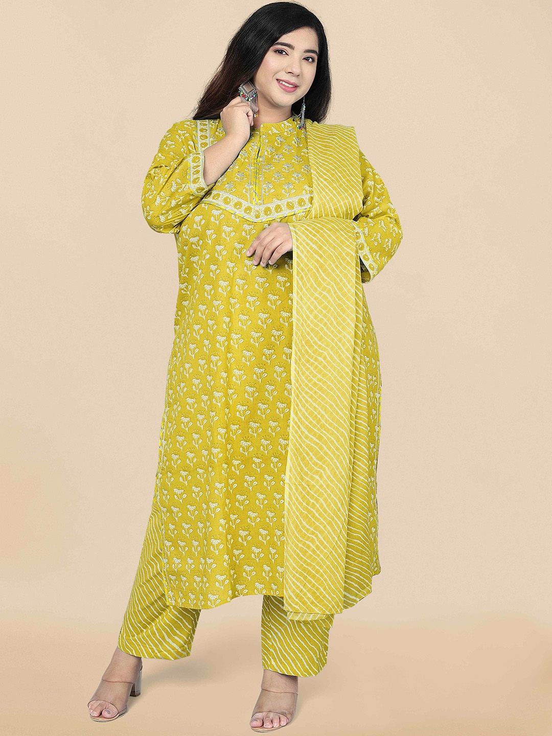 KALINI Plus Size Floral Printed Sequinned Pure Cotton Kurta Set & With Dupatta, Yellow
KALINI Plus Size Floral Printed Sequinned Pure Cotton Kurta Set & With Dupatta, Yellow
