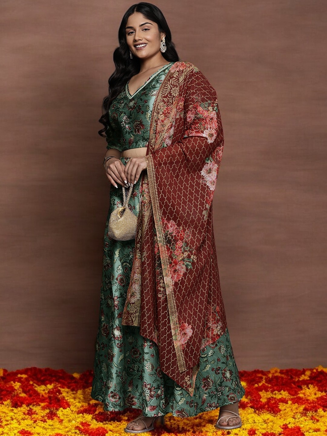 A PLUS BY AHALYAA Plus Size Floral Printed Ready to Wear Lehenga & Blouse With Dupatta, Green
A PLUS BY AHALYAA Plus Size Floral Printed Ready to Wear Lehenga & Blouse With Dupatta, Green