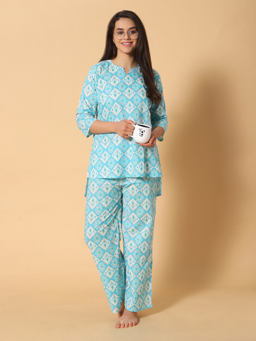 HotGown Ethnic Motifs Printed Pure Cotton Top With Pyjama, Blue
HotGown Ethnic Motifs Printed Pure Cotton Top With Pyjama, Blue