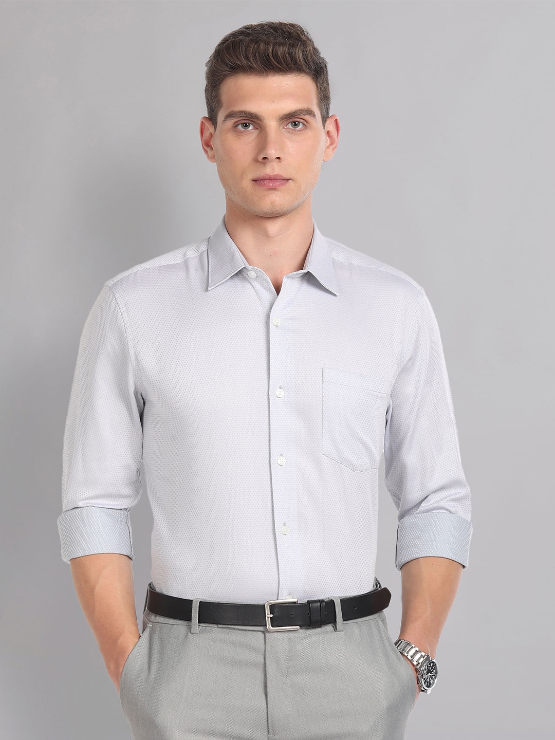 AD By Arvind Slim Fit Micro Ditsy Self Design Spread Collar Pure Cotton Formal Shirt, Grey
AD By Arvind Slim Fit Micro Ditsy Self Design Spread Collar Pure Cotton Formal Shirt, Grey
