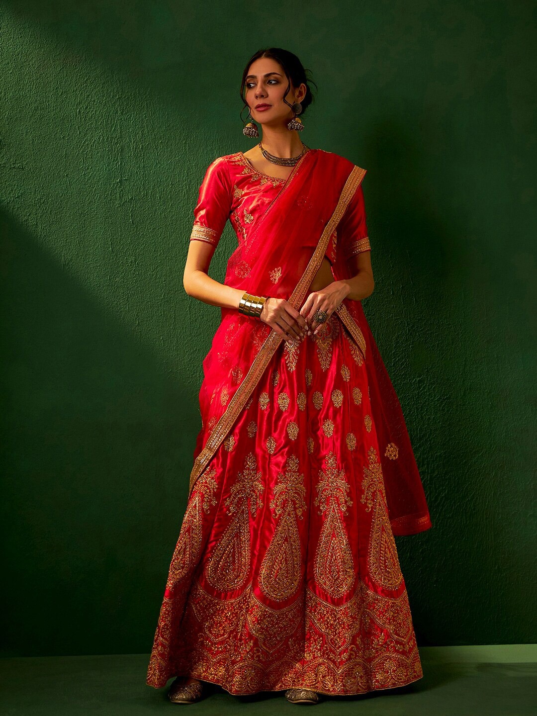 MANVAA Embellished Thread Work Semi-Stitched Lehenga & Unstitched Blouse With Dupatta, Red
MANVAA Embellished Thread Work Semi-Stitched Lehenga & Unstitched Blouse With Dupatta, Red