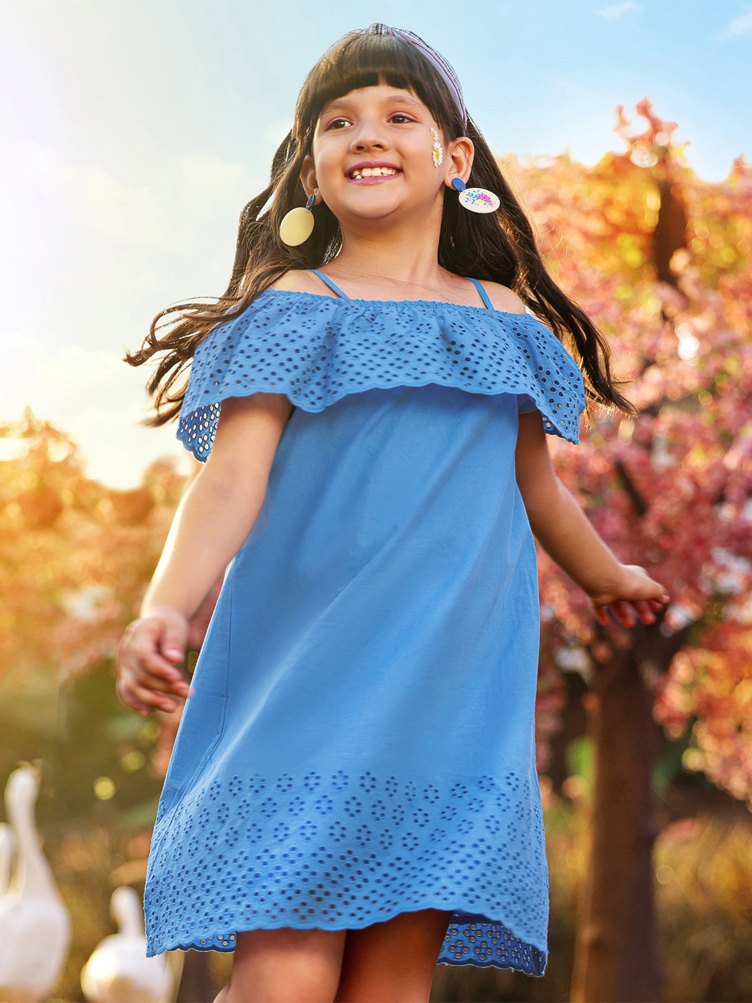 Hola Bonita Girls Printed Cotton Off-Shoulder Flared Flutter Sleeve A-Line Dress, Blue
Hola Bonita Girls Printed Cotton Off-Shoulder Flared Flutter Sleeve A-Line Dress, Blue