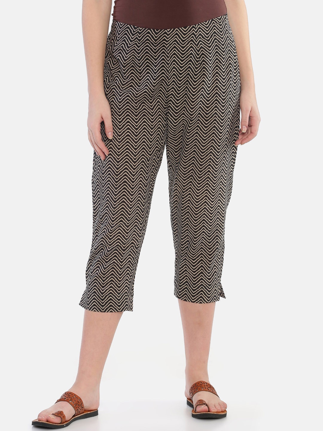 Weaves of Tradition Women Hand Block Printed Cotton High-Rise Cigarette Trousers, Black
Weaves of Tradition Women Hand Block Printed Cotton High-Rise Cigarette Trousers, Black