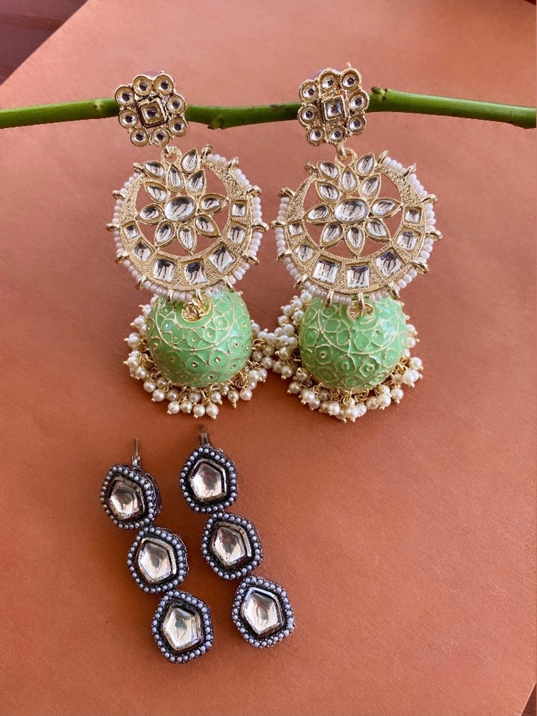 ATIBELLE Set of 2 Gold-Silver Plated Kundan-Studded Brass Contemporary Drop Earrings
ATIBELLE Set of 2 Gold-Silver Plated Kundan-Studded Brass Contemporary Drop Earrings
