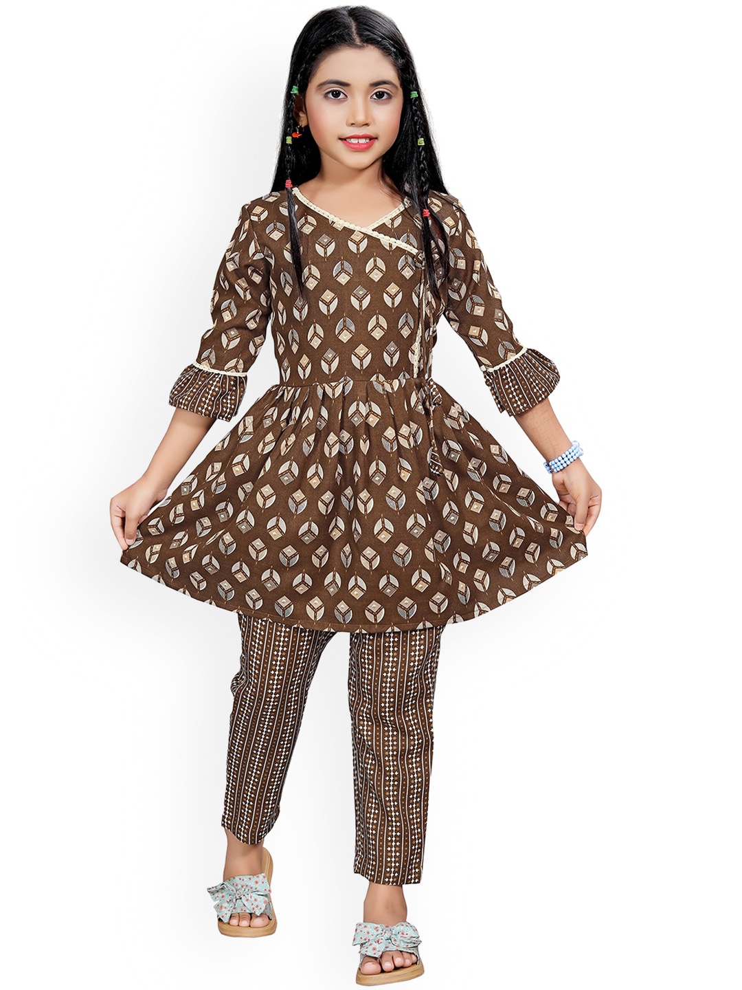 SWAADHI Girls Geometric Printed Bell Sleeves Angrakha A-Line Kurta with Trousers, Coffee brown
SWAADHI Girls Geometric Printed Bell Sleeves Angrakha A-Line Kurta with Trousers, Coffee brown