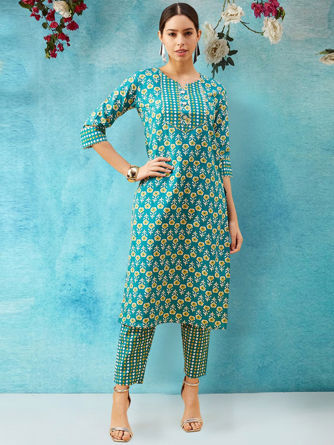 Meena Bazaar Floral Printed Regular Straight Kurta With Trousers, Sea green
Meena Bazaar Floral Printed Regular Straight Kurta With Trousers, Sea green