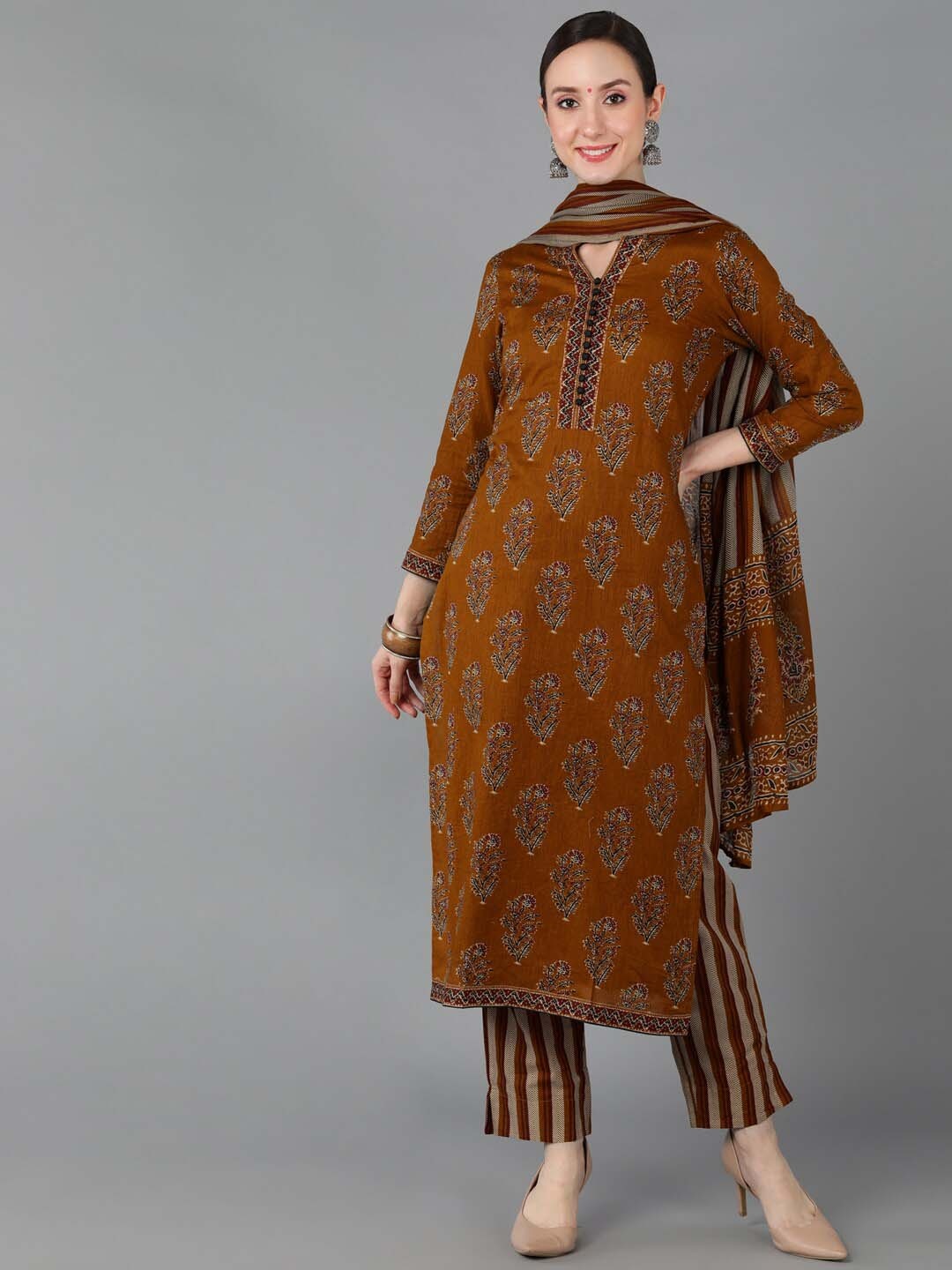 AHIKA Ethnic Motifs Printed Mandarin Collar Straight Pure Cotton Kurta Trousers & Dupatta, Brown
AHIKA Ethnic Motifs Printed Mandarin Collar Straight Pure Cotton Kurta Trousers & Dupatta, Brown