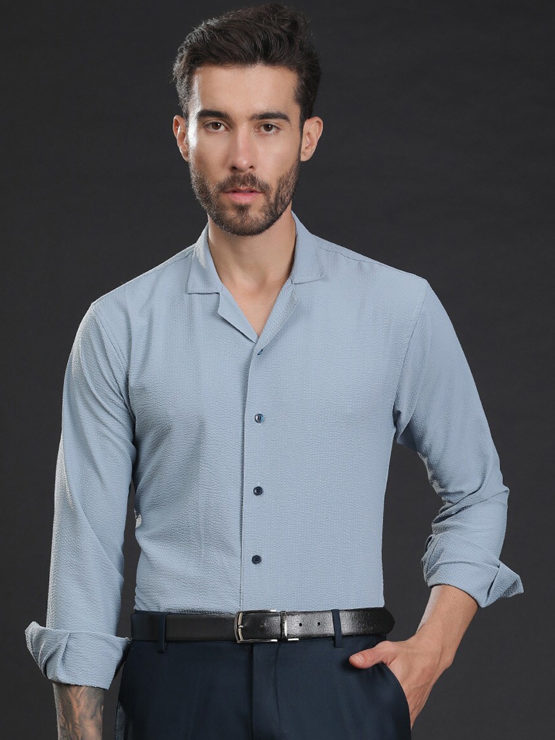 JAVINISHKA India Slim Fit Self Design Lightweight Seersucker Casual Shirt, Blue
JAVINISHKA India Slim Fit Self Design Lightweight Seersucker Casual Shirt, Blue