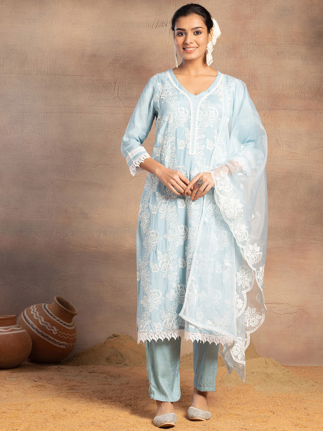 INDYA Floral Embroidered V-Neck Pure Cotton Straight Kurta With Trouser & Dupatta, Blue
INDYA Floral Embroidered V-Neck Pure Cotton Straight Kurta With Trouser & Dupatta, Blue