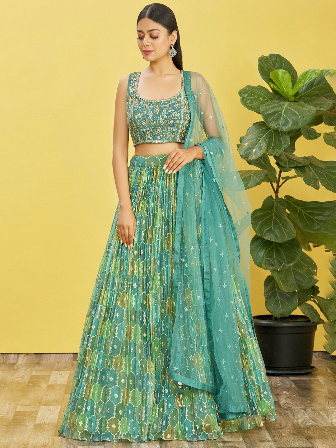 FABPIXEL Embroidered Mirror Work Semi-Stitched Lehenga & Unstitched Blouse With Dupatta, Green
FABPIXEL Embroidered Mirror Work Semi-Stitched Lehenga & Unstitched Blouse With Dupatta, Green