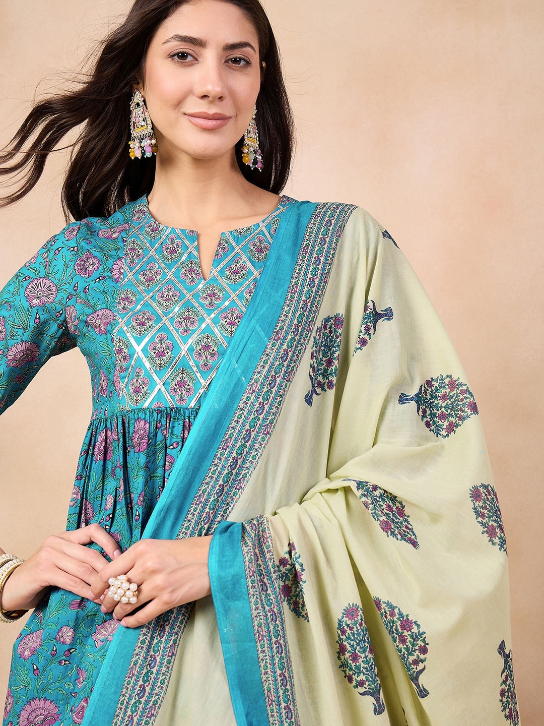 Anouk Notch Neck Floral Printed Empire Pure Cotton Kurta with Trousers & With Dupatta, Blue
Anouk Notch Neck Floral Printed Empire Pure Cotton Kurta with Trousers & With Dupatta, Blue