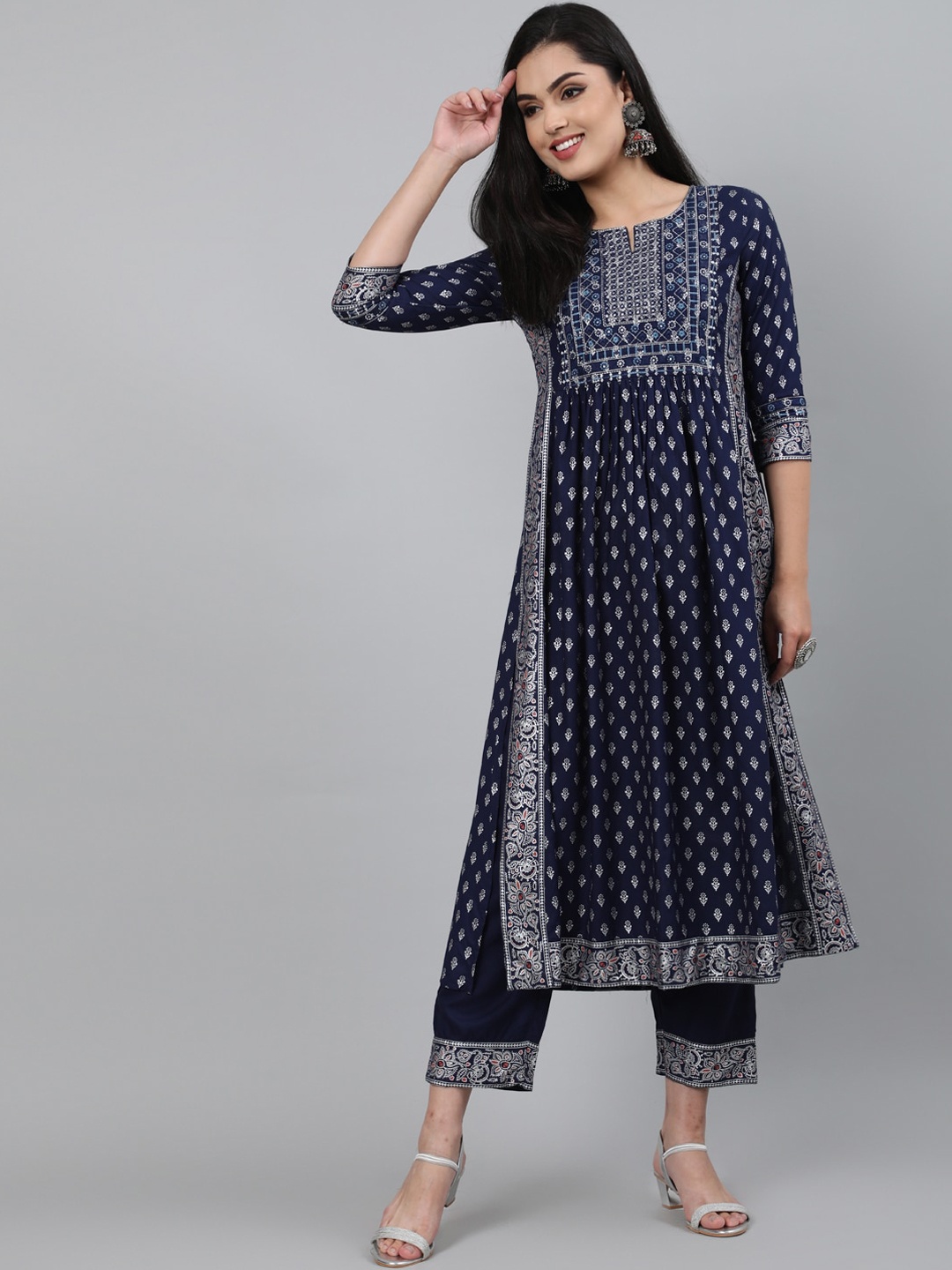GULMOHAR JAIPUR Floral Printed Thread Work High Slit A-Line Kurta with Trousers, Navy blue
GULMOHAR JAIPUR Floral Printed Thread Work High Slit A-Line Kurta with Trousers, Navy blue