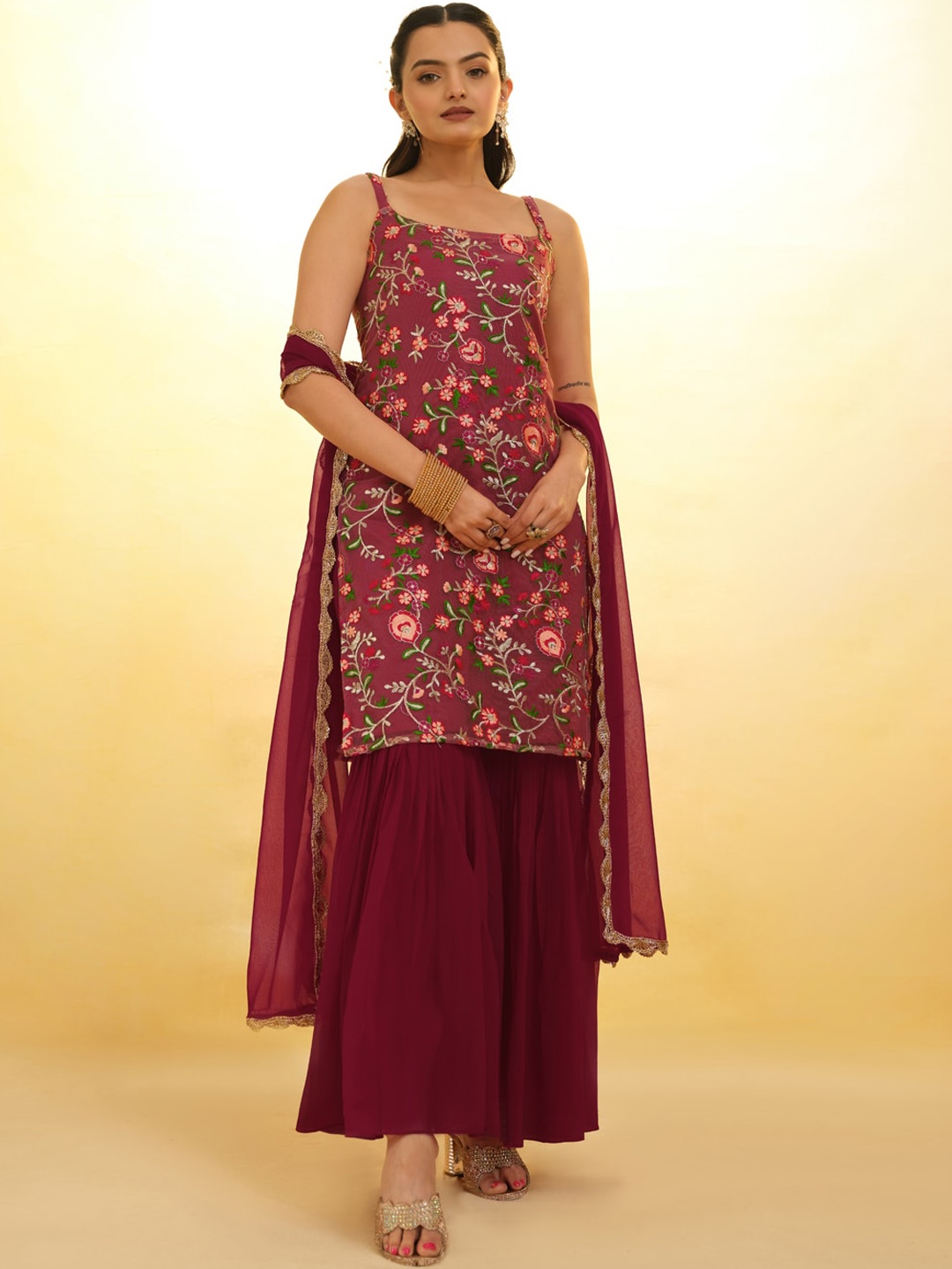 Fusionic Women Floral Embroidered Regular Thread Work Kurta With Sharara & Dupatta, Maroon
Fusionic Women Floral Embroidered Regular Thread Work Kurta With Sharara & Dupatta, Maroon