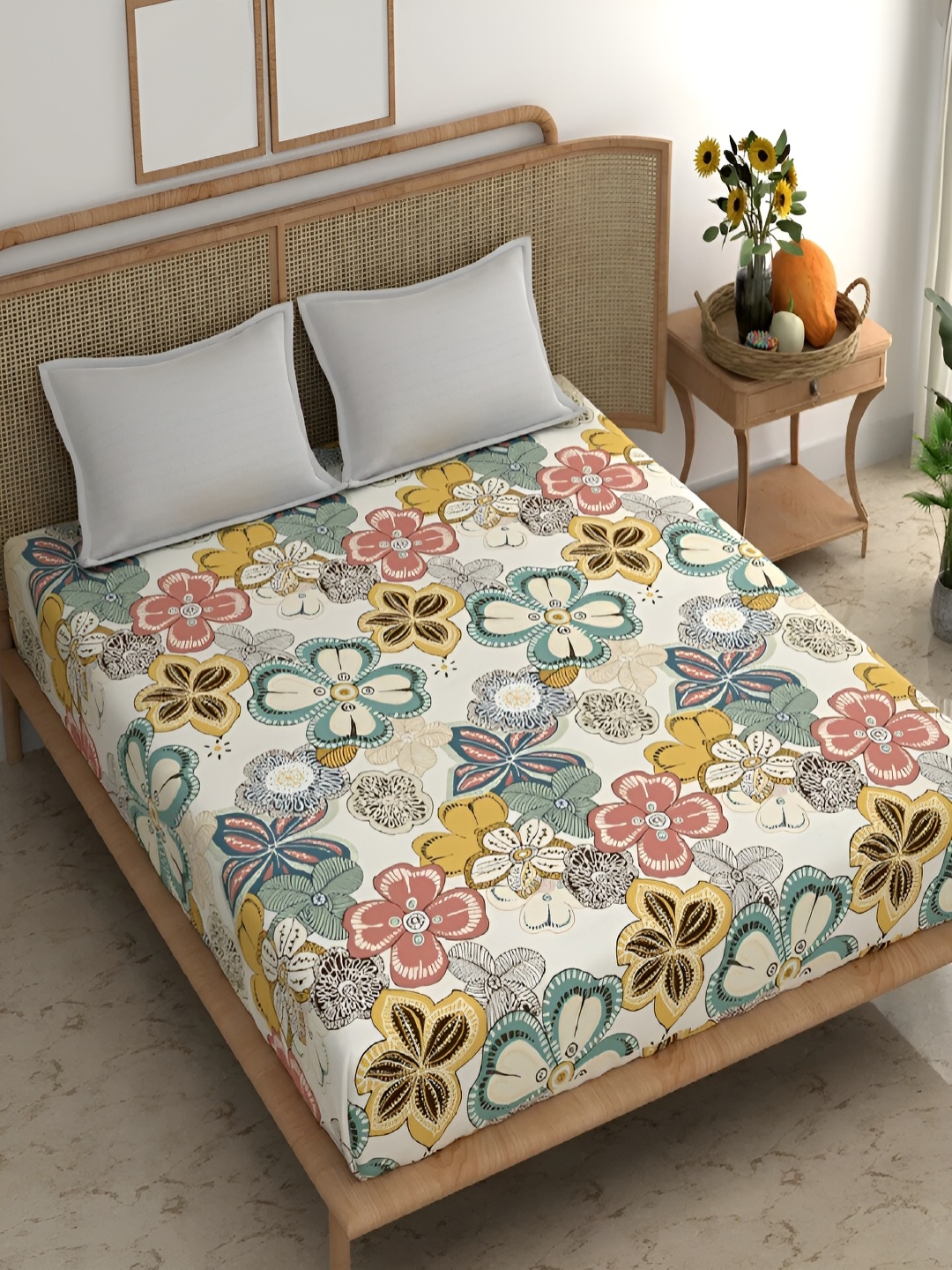 Srijee Decors Beige & White Floral Printed 210 TC King Bedsheet With 2 Pillow Covers
Srijee Decors Beige & White Floral Printed 210 TC King Bedsheet With 2 Pillow Covers